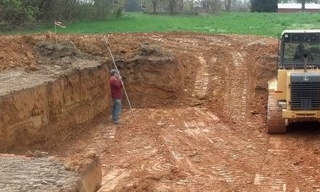 Выкопать котлован под фундамент в Кизляре - от 2543 руб. | 2Землекопа-Кзр